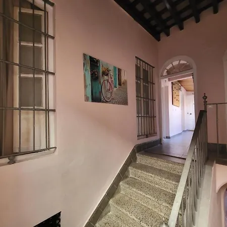 Renovated - Downtown Διαμέρισμα Χέρεζ