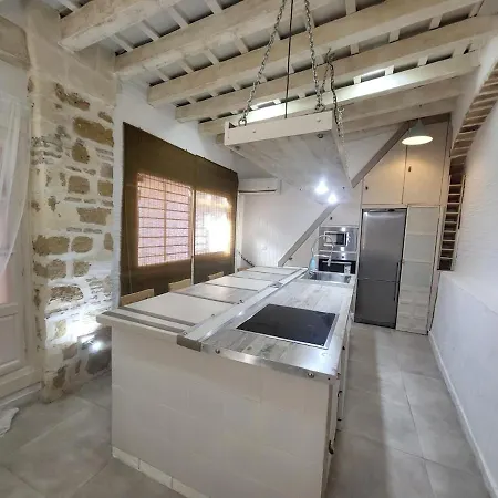 Daire Renovated - Downtown